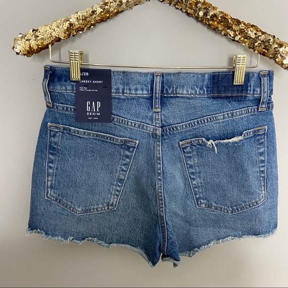 Gap High Rise Cheeky Denim Shorts with Raw Hem NWT - Picture 7 of 10
